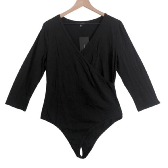 NWT Fashion Nova Gwen Bodysuit Black Crossover V-Neck Long Sleeve Top - Picture 1 of 8